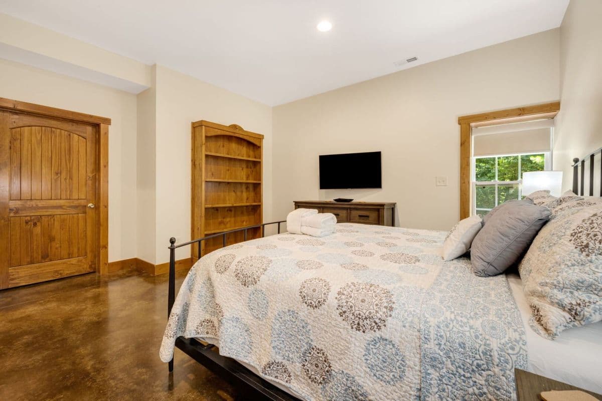 The Huntly Estate - Image 129