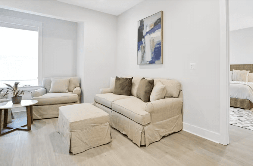 Hook’s Villa - Image 13