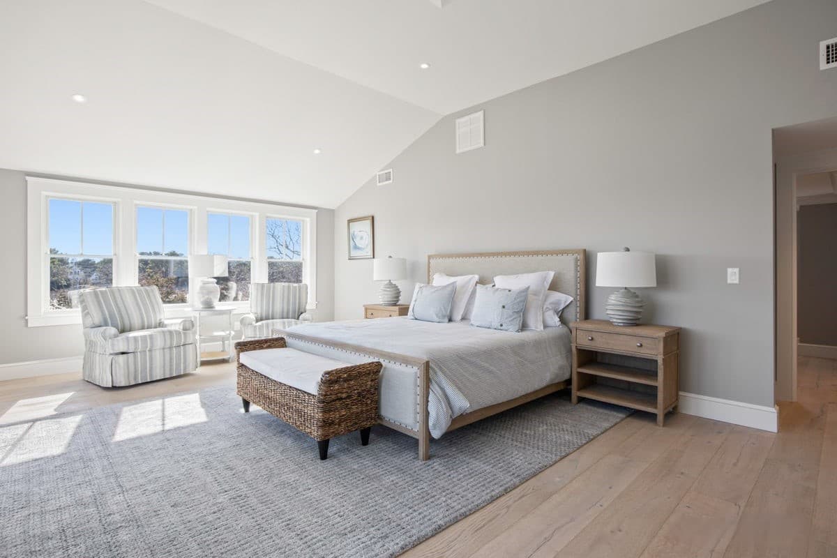 Strong Island Manse - Image 44