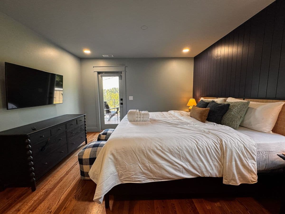 The Huntly Estate - Image 26