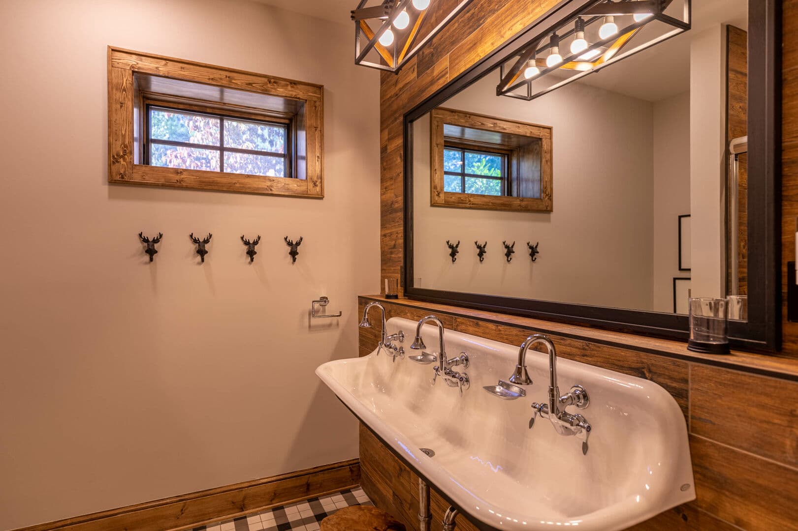 Almost Heaven at Eagles Nest - Image 49