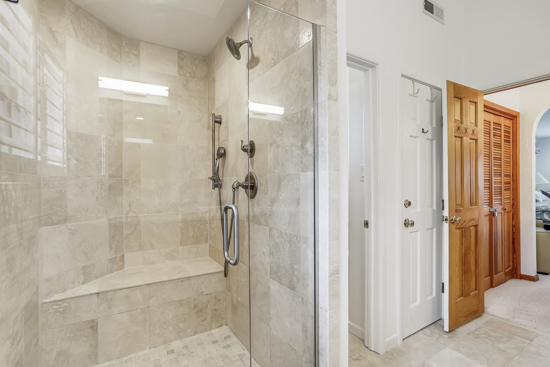 Victoria's View - Image 36