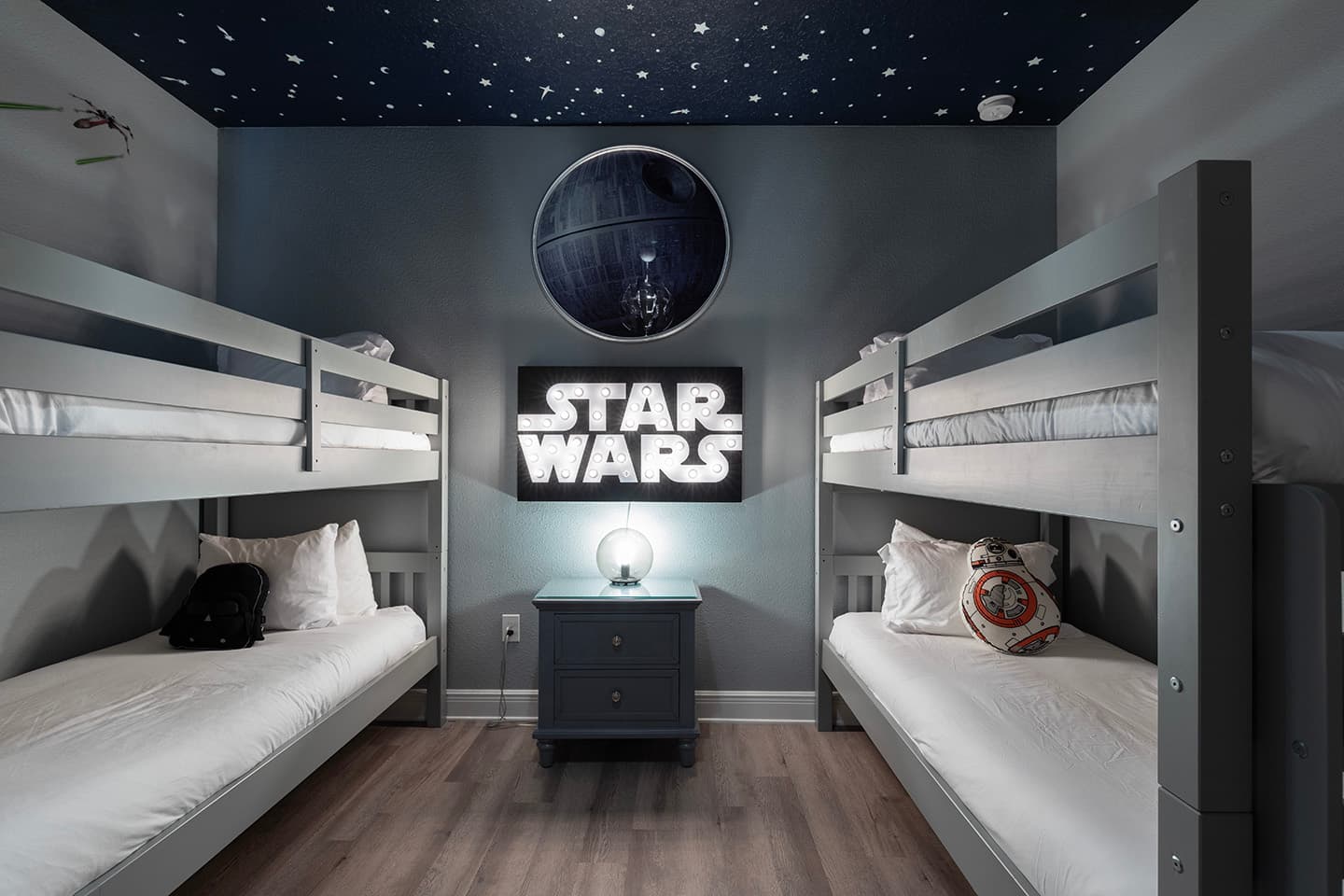 The Modern Galactic Villa - Image 2