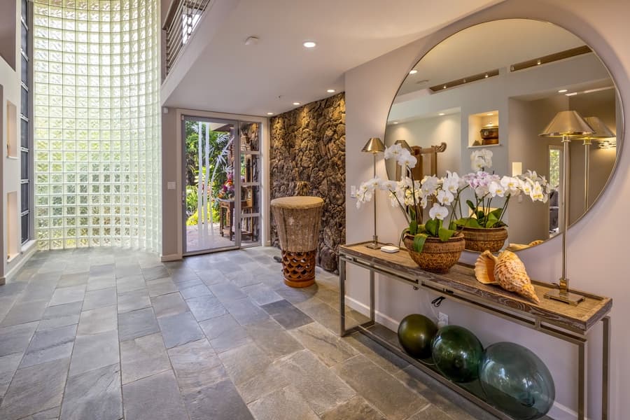 Manoa Royal Retreat - Image 33