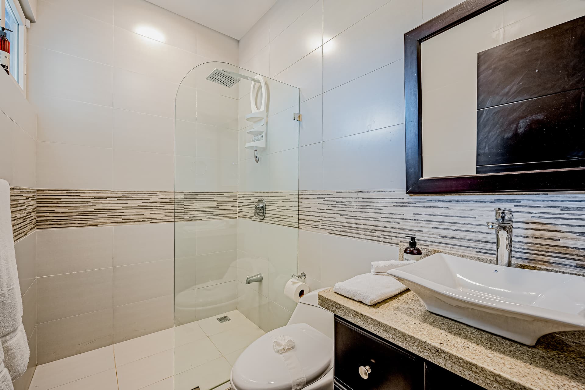 Jacarandas Home - Image 8