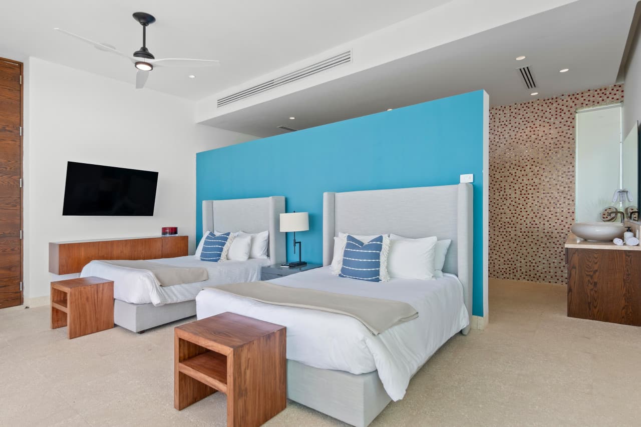 Private Beachfront in Palmilla - Image 53