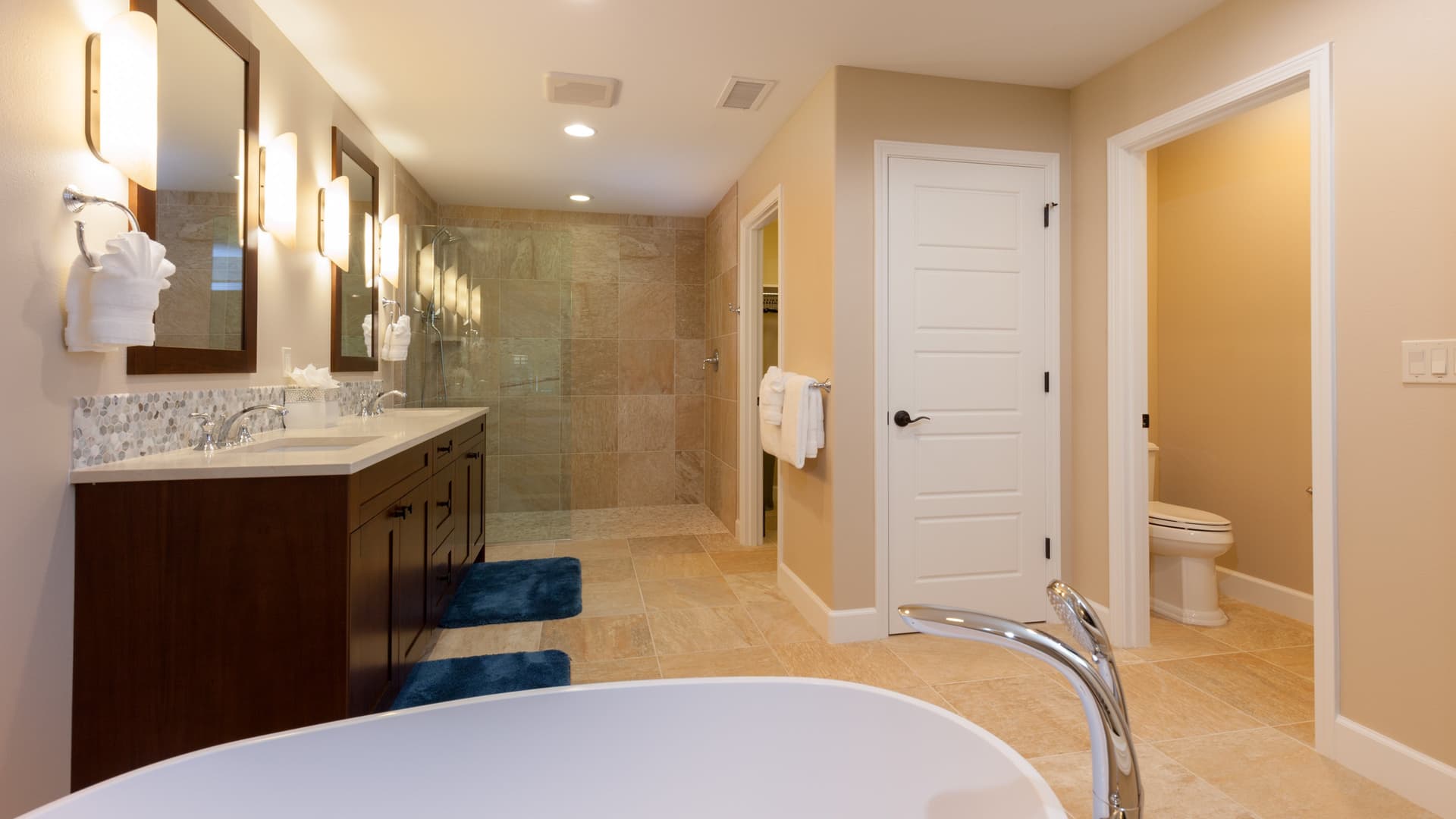 Island View - Image 15