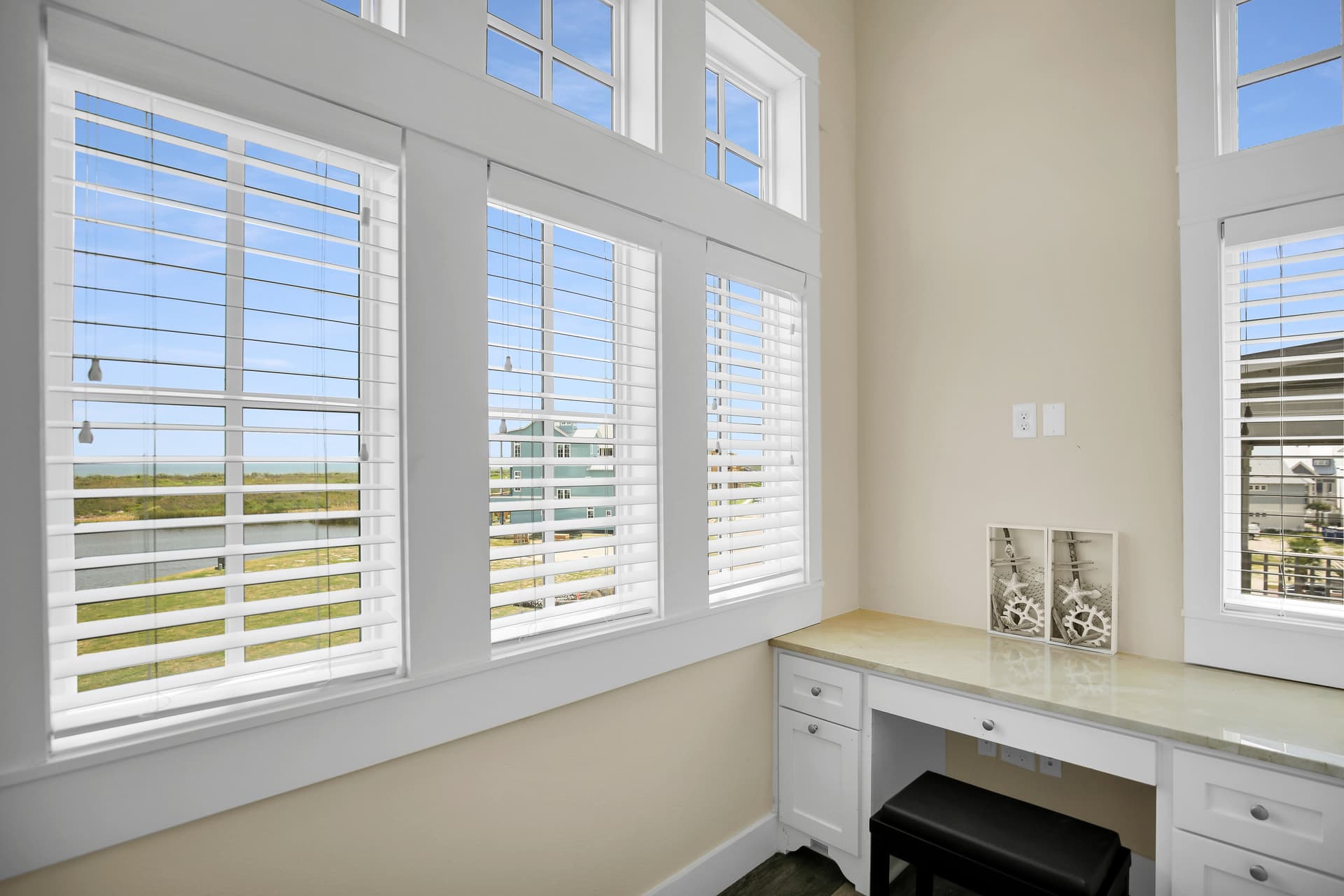 Luxe Palmilla Home - Image 23