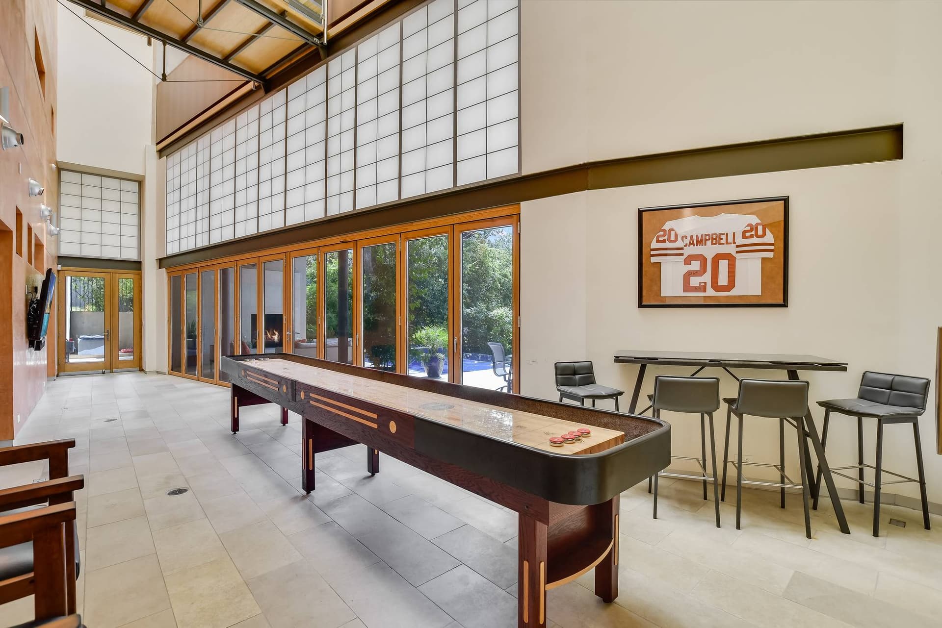 Waterfalls on the Lake Villa - Image 22