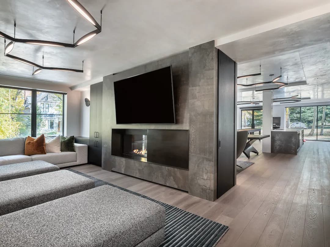 Aspen St. Lodge - Image 3