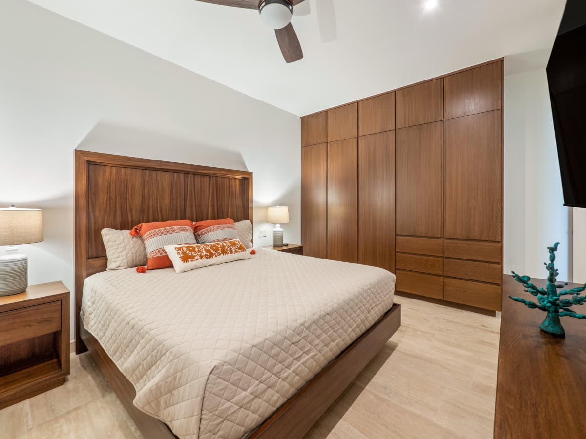 Golfer's Paradise - Image 26