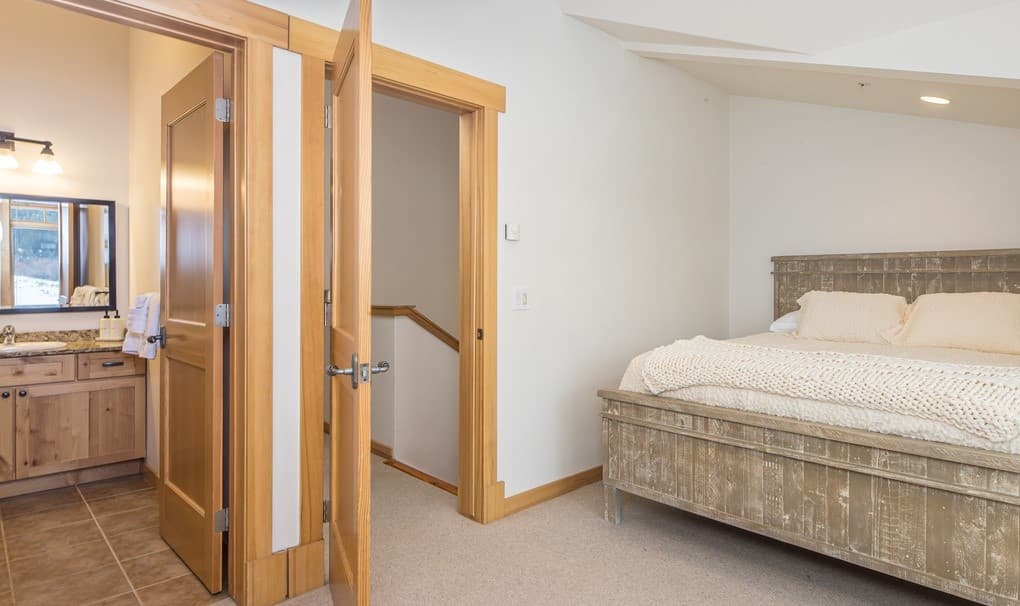 Spanish Peaks #44 - Image 18