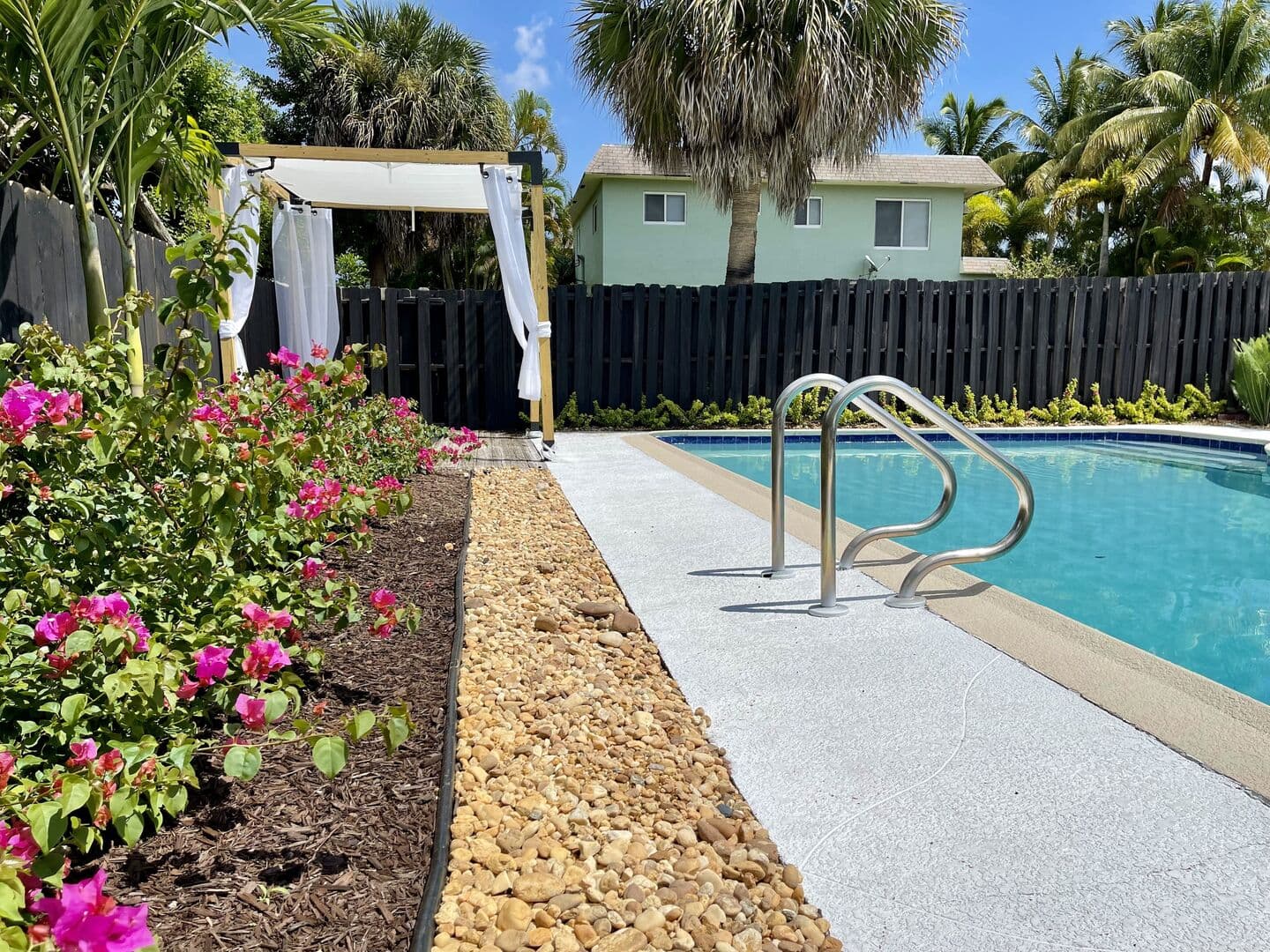 Ceasar's Place - Image 38