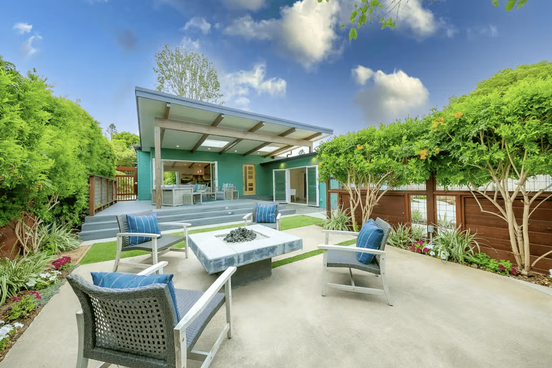 Cardiff Allure - Image 36