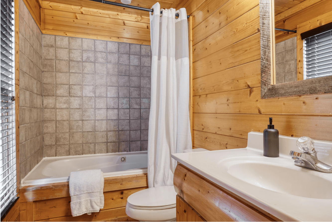 Brookshore Enclave - Image 30