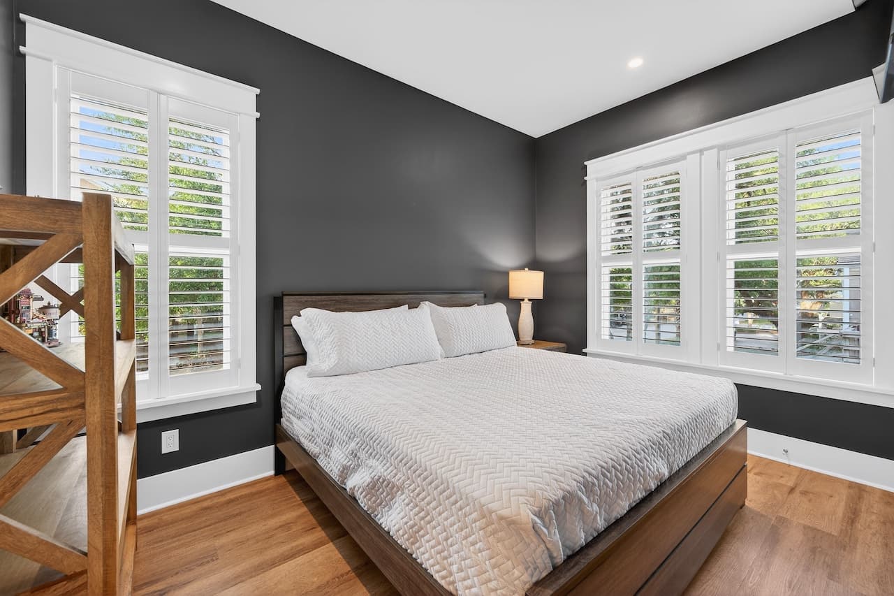 Southern Grace - Image 31