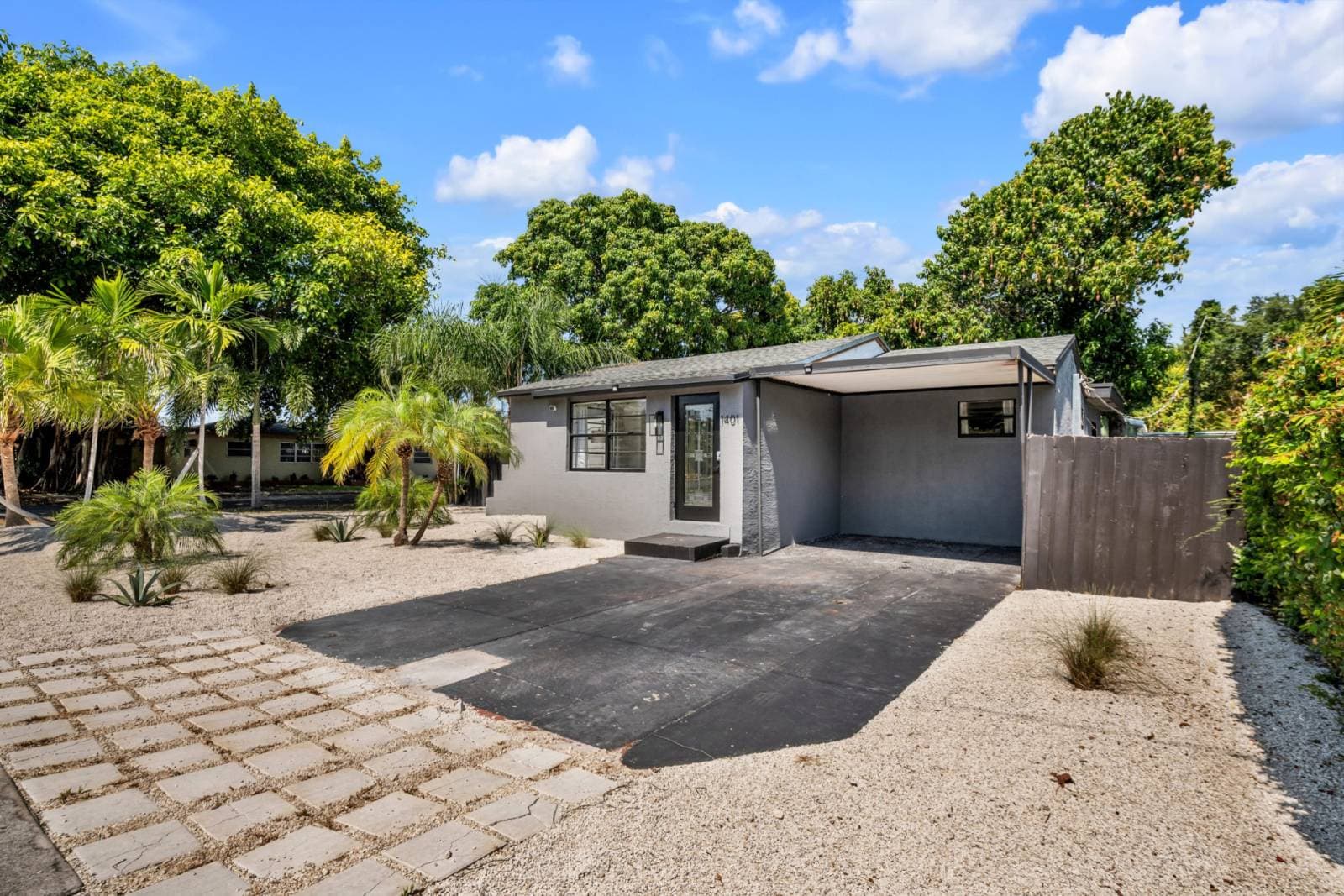 Urban Seaside - Image 38