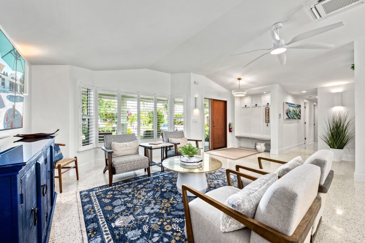 Beach Palm House - Image 10