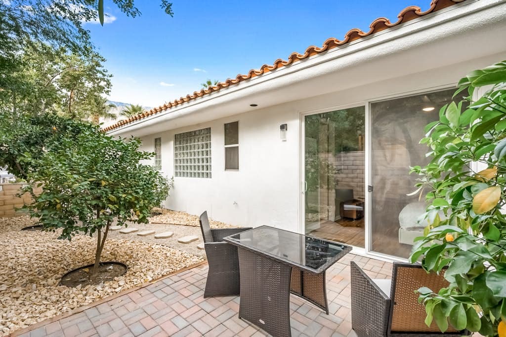 Palm Springs Villa - Image 26