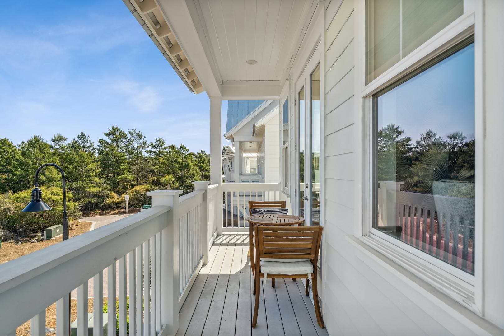 Sea-in is Believin - Image 7