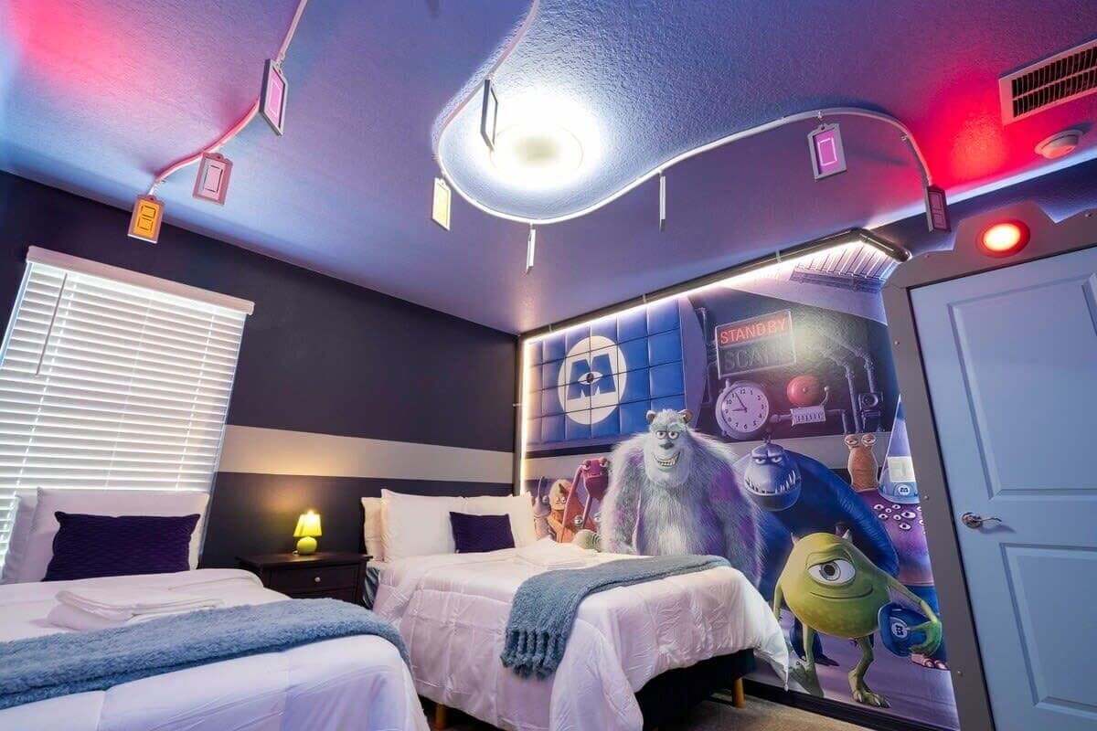 Windsor Island #4458 - Image 21