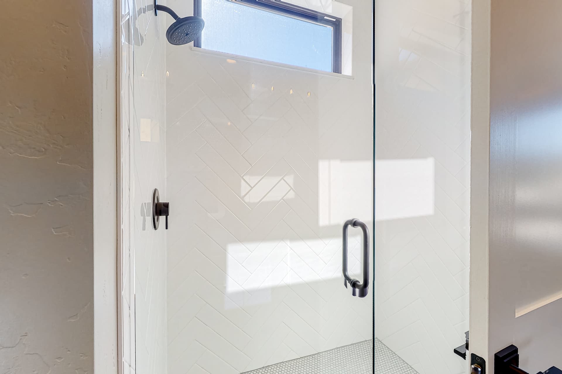 Rendezvous Flat - Image 15