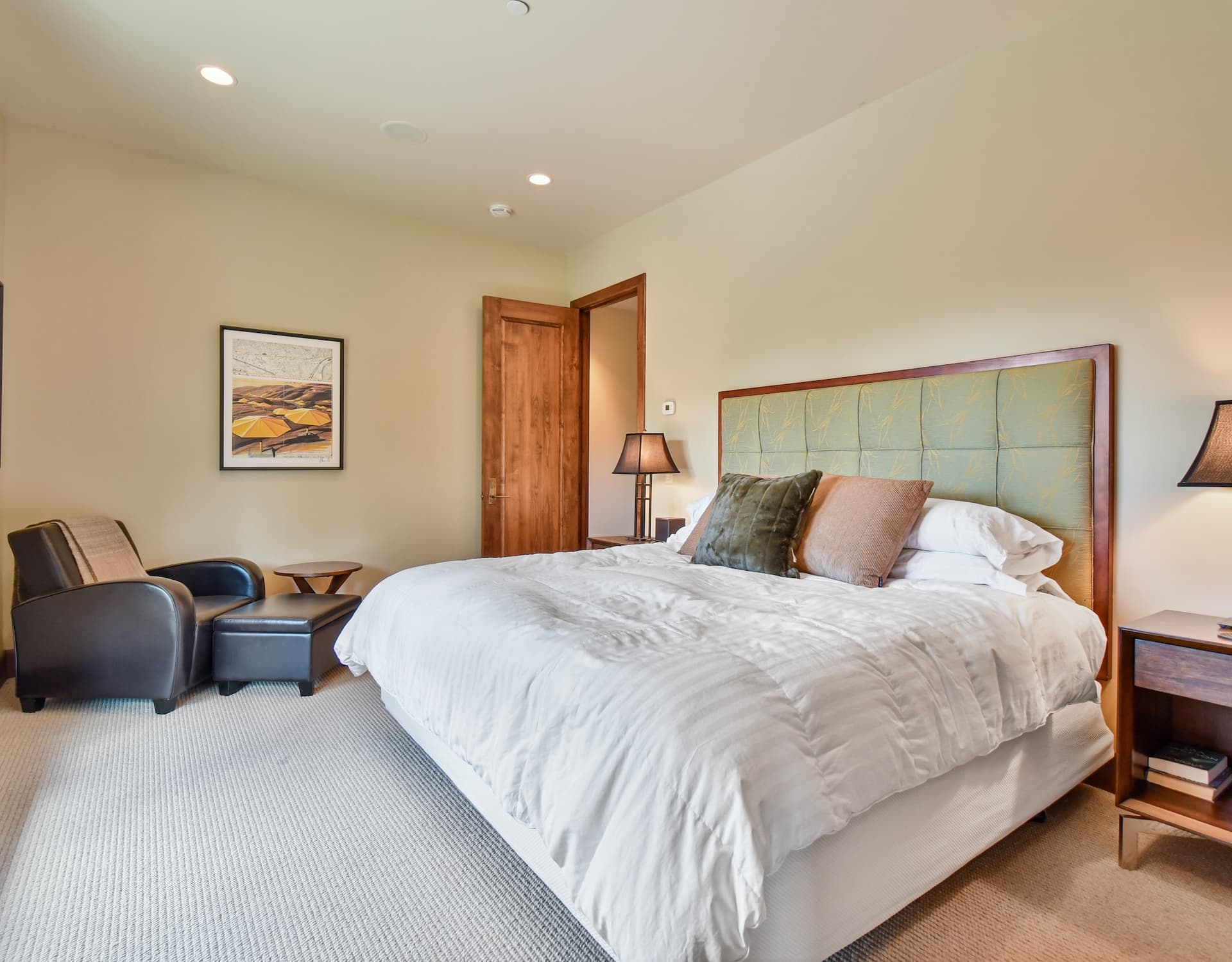 Sky Villa - Image 56