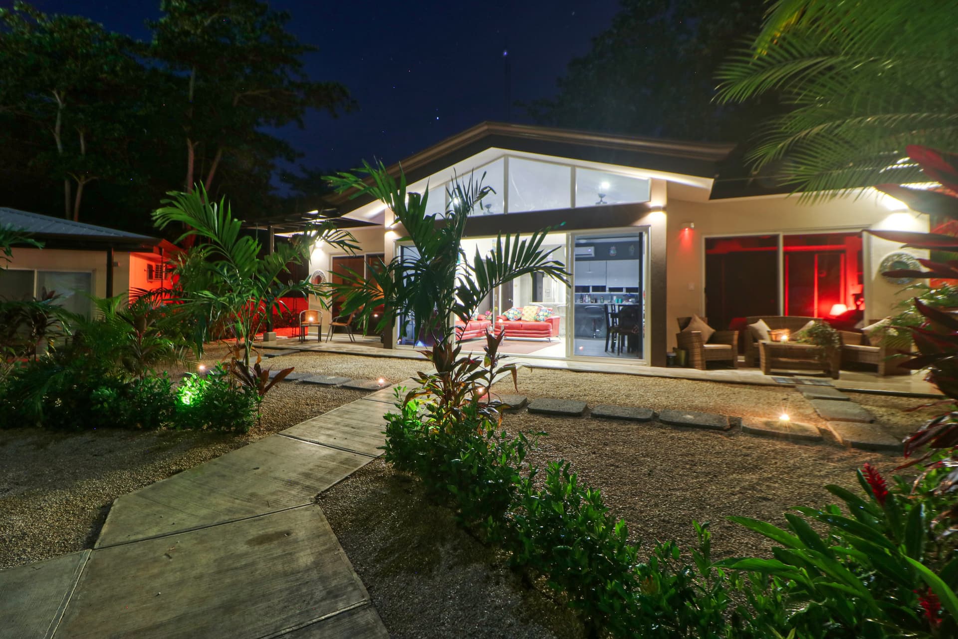 The Point Residence 5 - Image 29