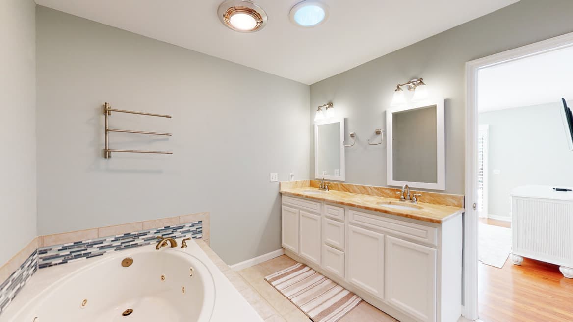 Port House - Image 5