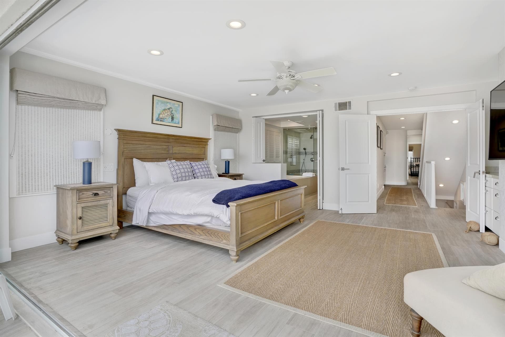 Catalina Oceanfront - Image 16