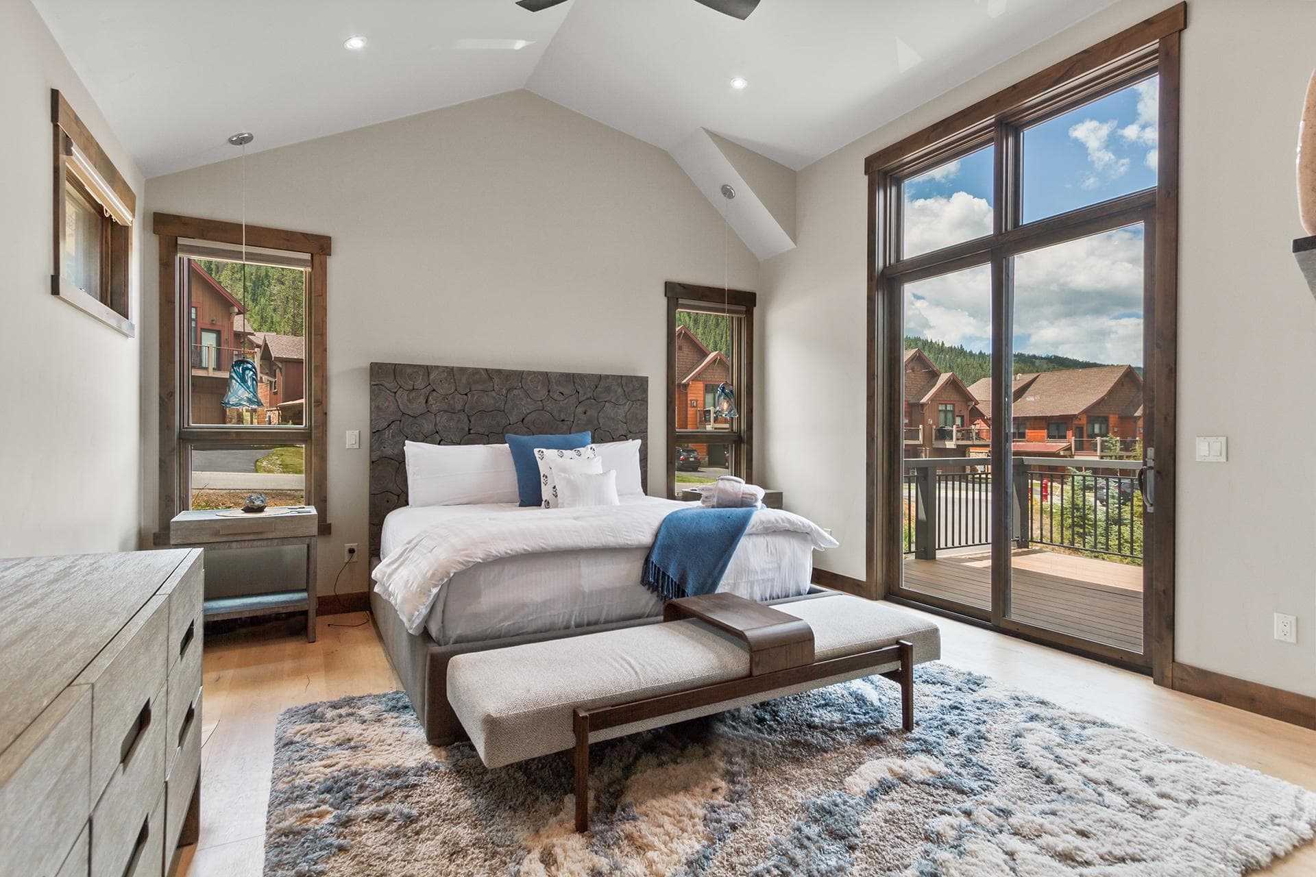 Independence Lodge - Image 11