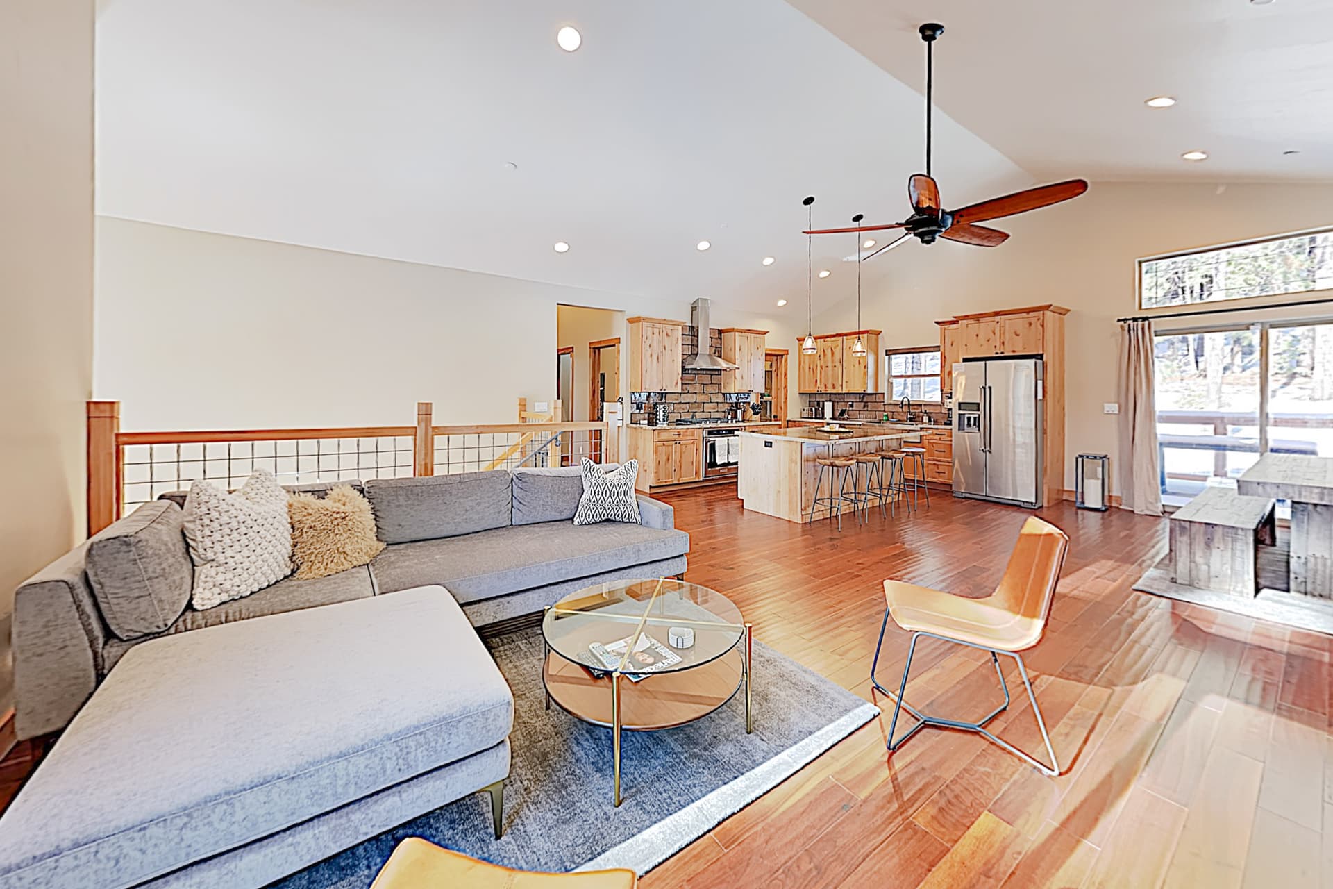 Luxury Mountain Retreat House - Image 5