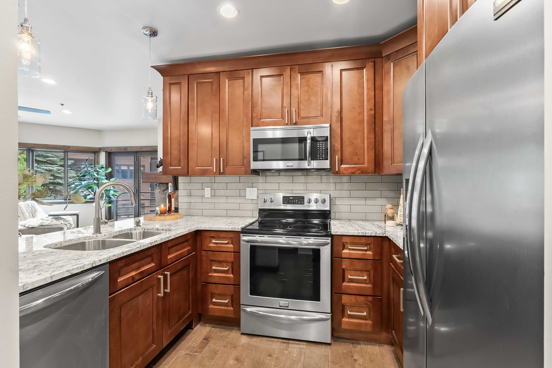 Summit Solace Chalet - Image 5