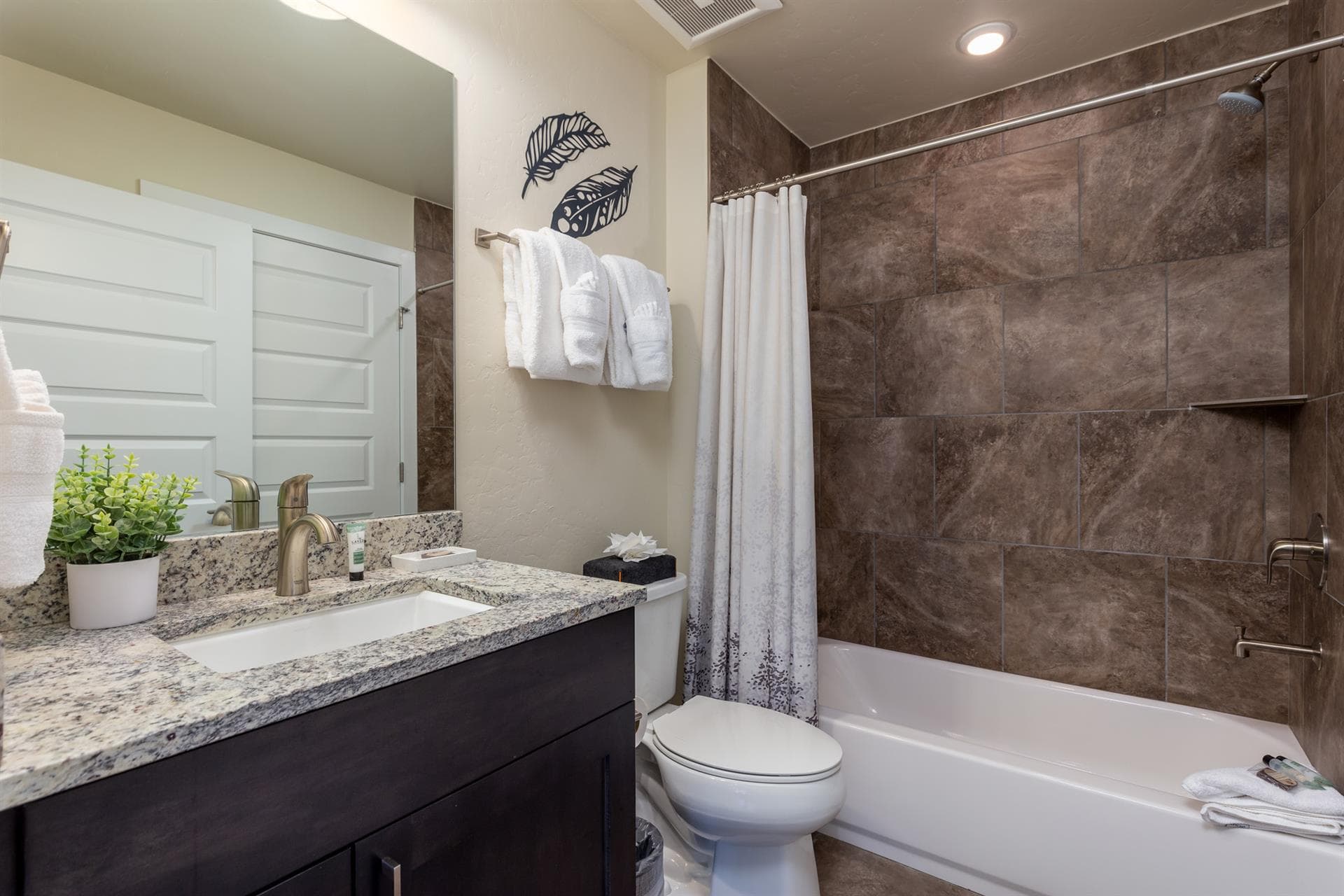 Sail Lofts - Image 13