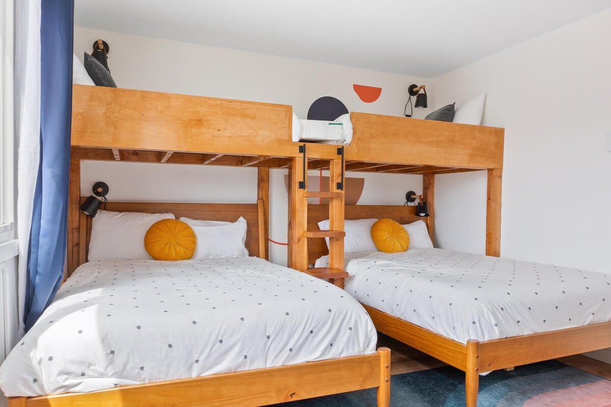 Nordic Mountain Haven - Image 15