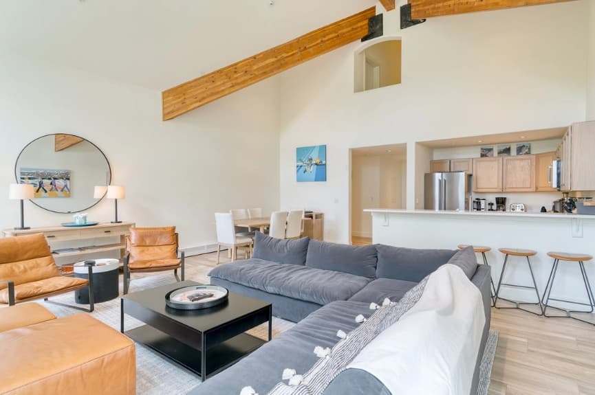 Emerald Elk at Village Creek - Image 3