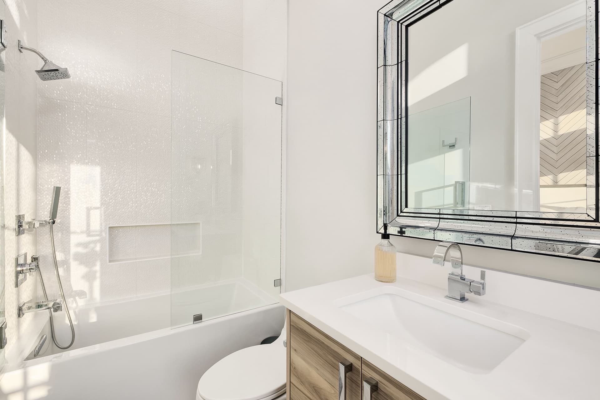 Grayt Joy - Image 19