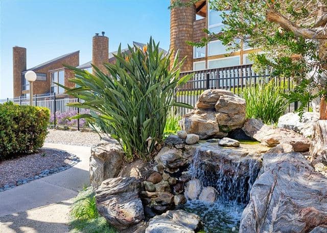 Shore O'Clock - Image 48