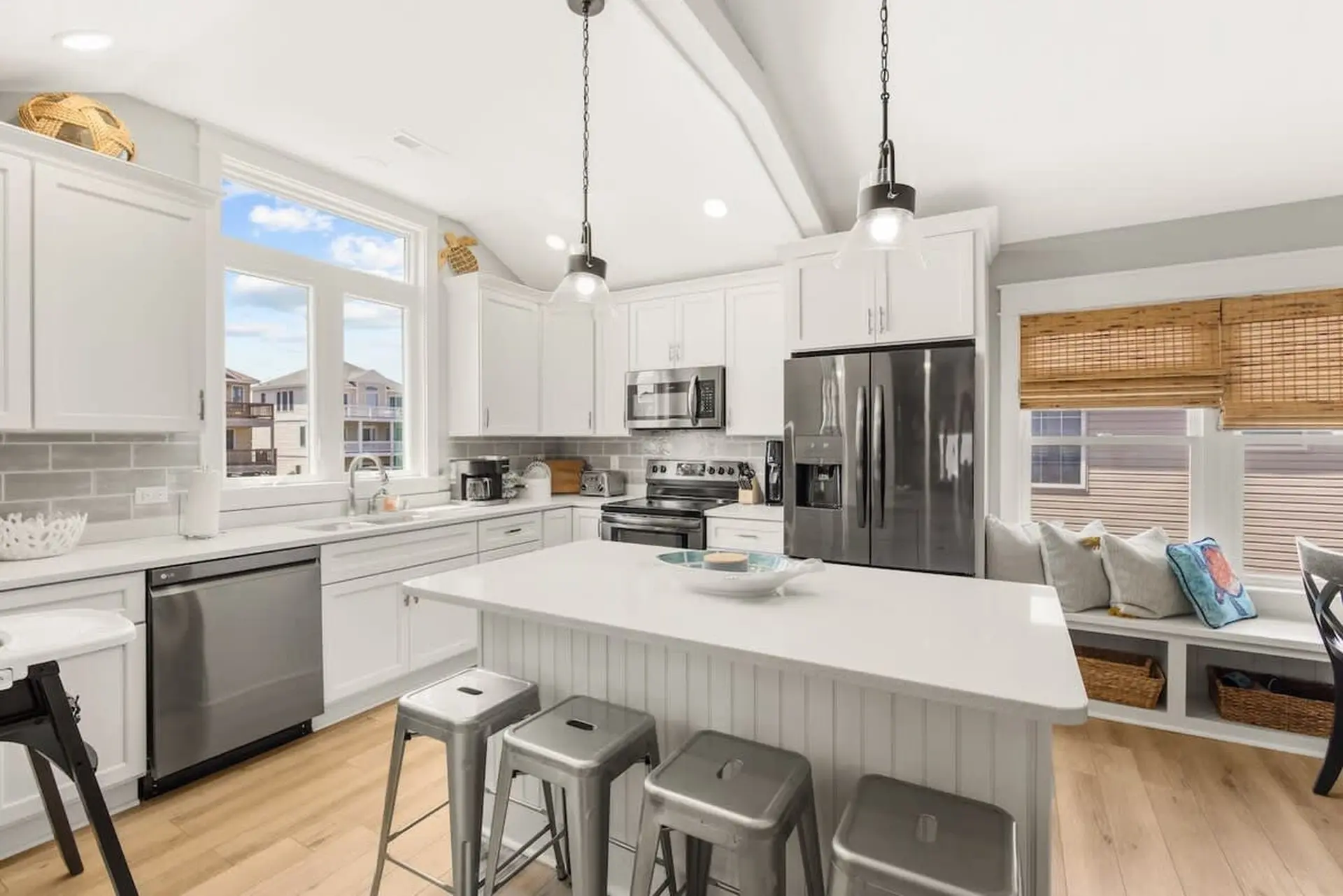 Chipwrecked - Image 12