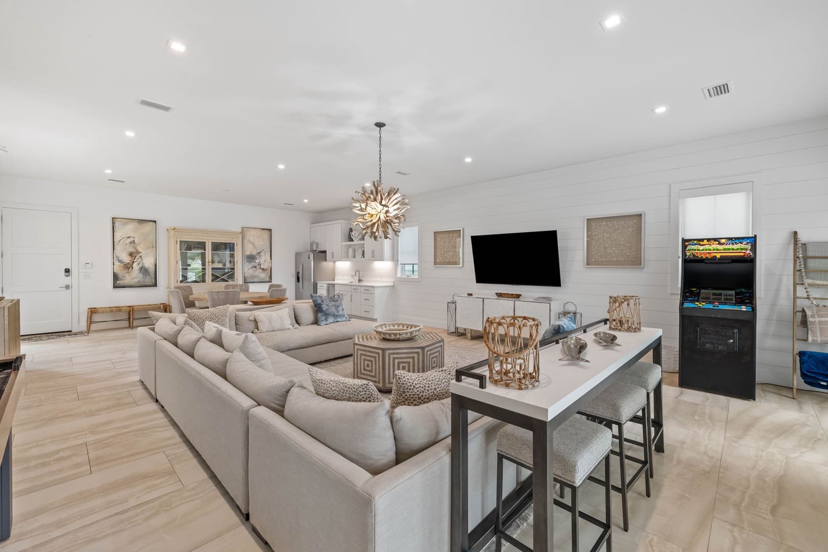 Eyes on Sunrise - Image 21