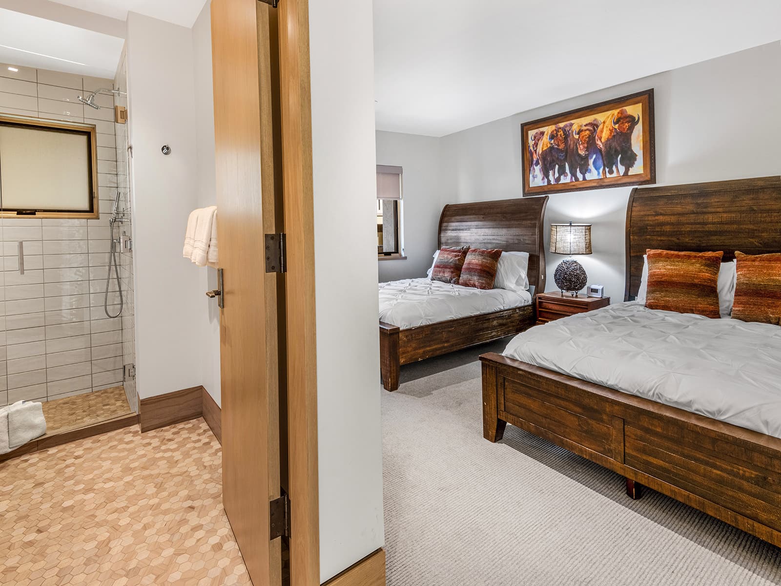 Red Lion Penthouse - Image 17