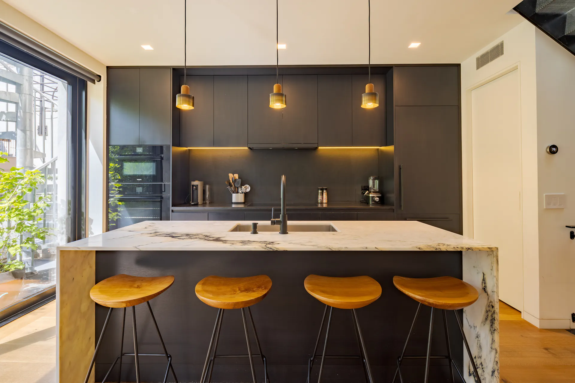 Empire House - Image 2