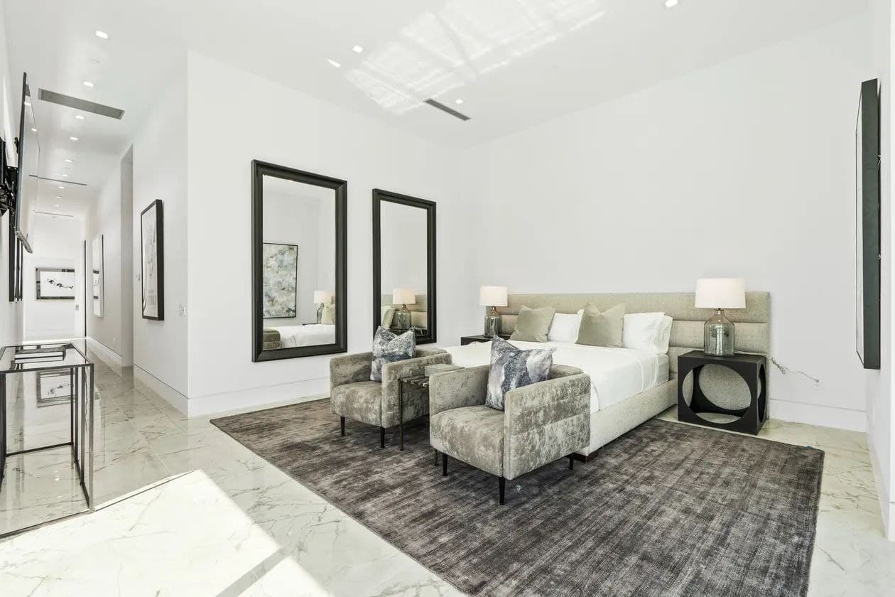 Bravo Villa #4 - Image 19