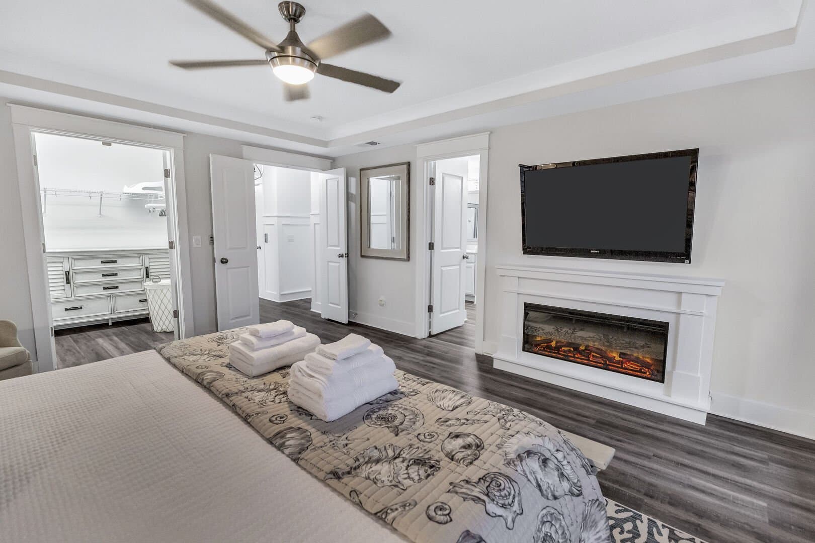 Sunshine Beach Home - Image 43