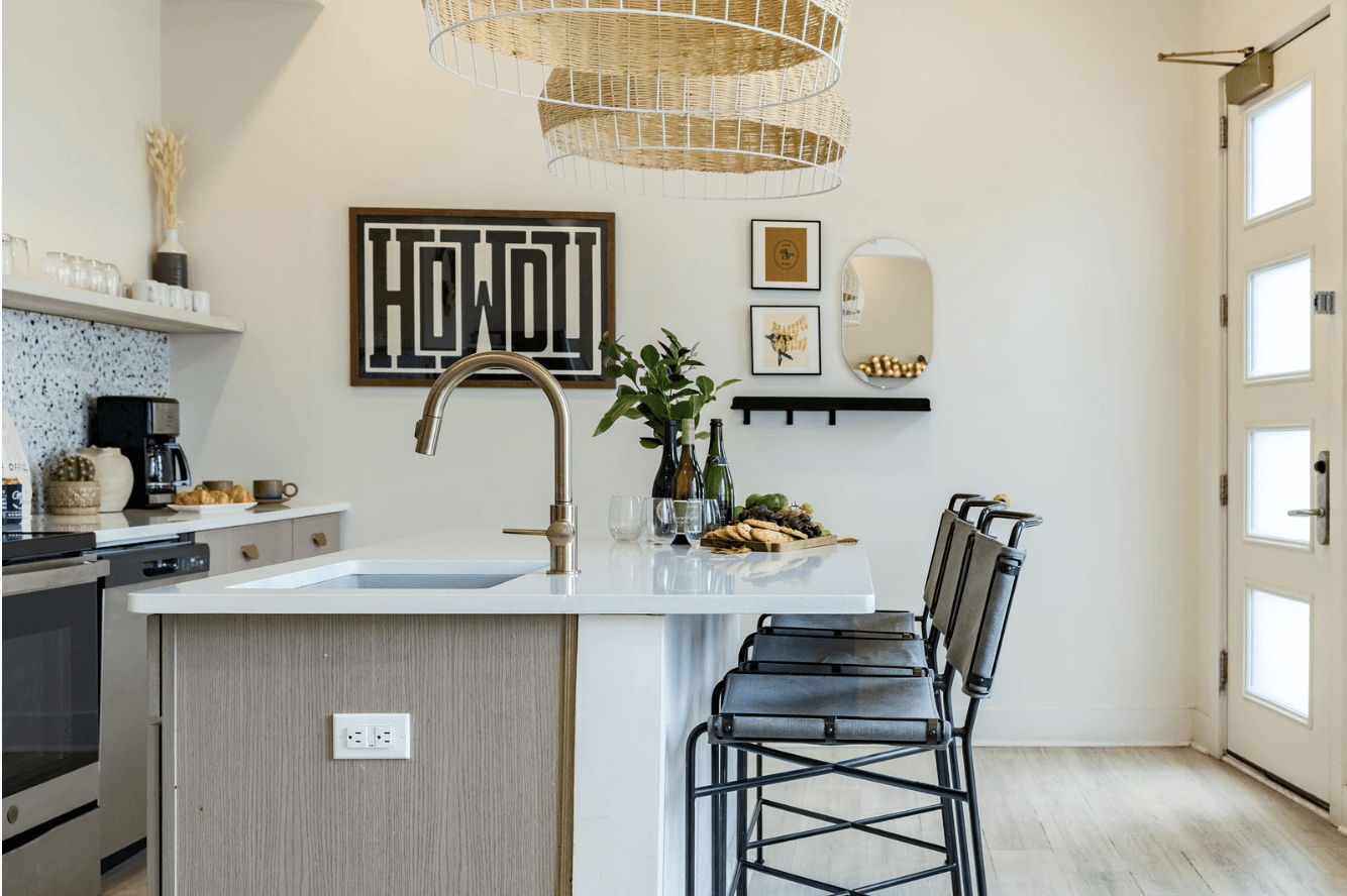 Green Meadow Residence - Image 9