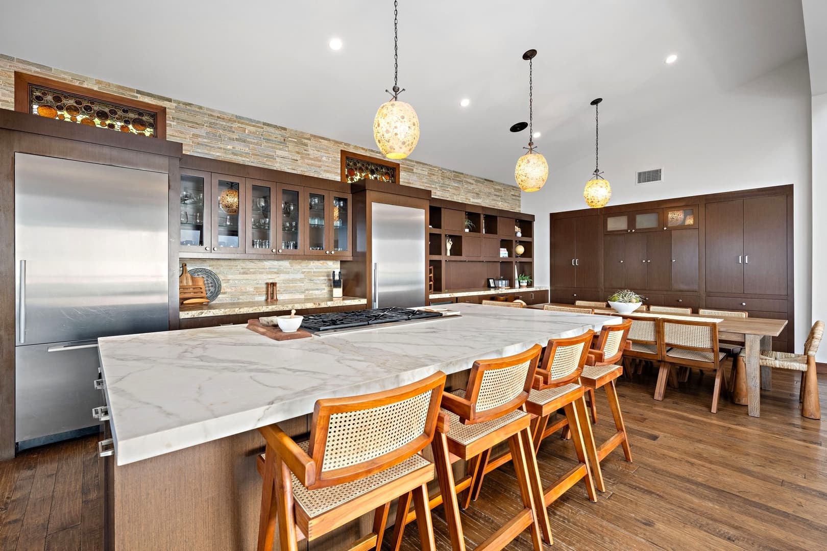 Costa Del Mar - Image 13