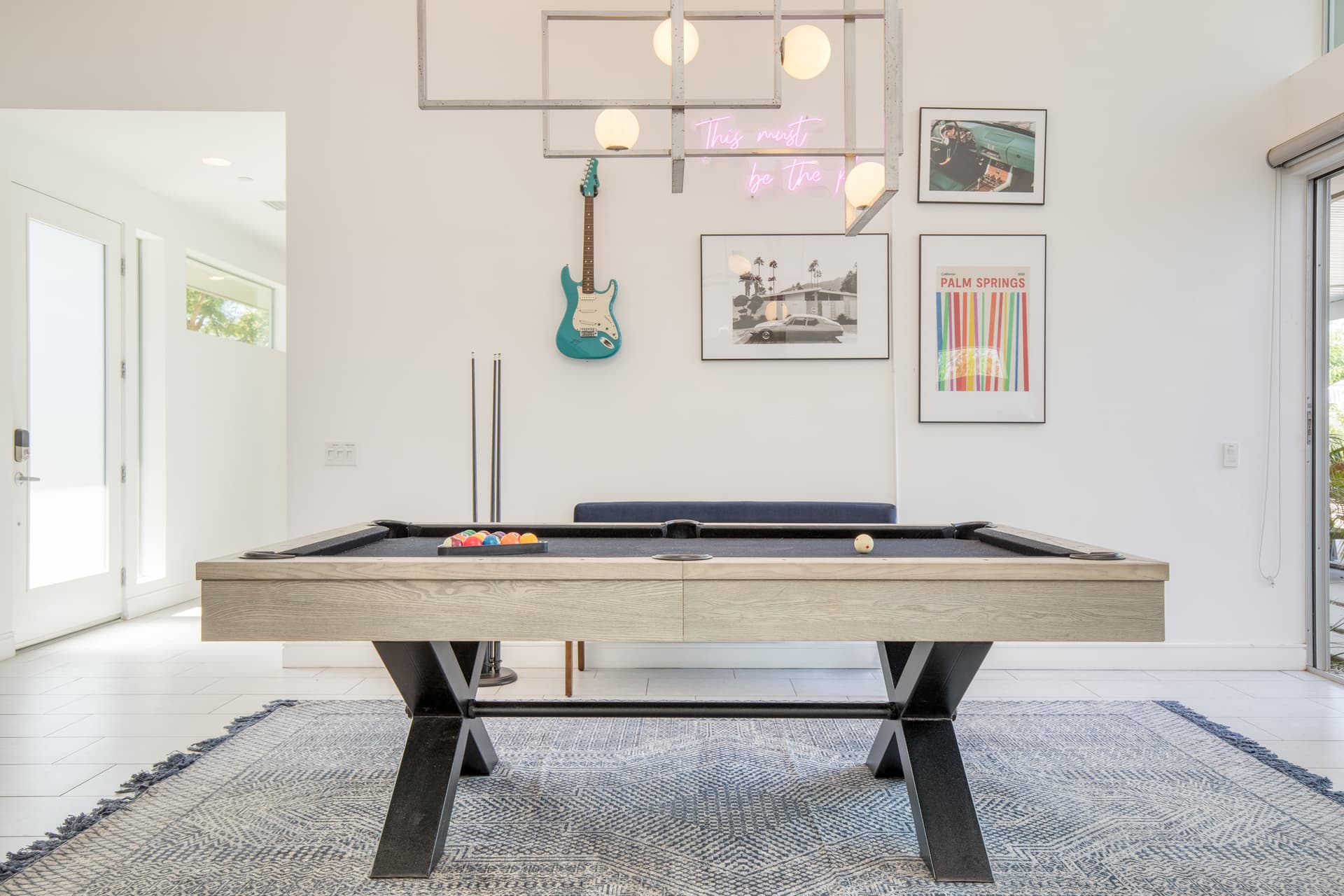 Blue Umbrella Place - Image 13