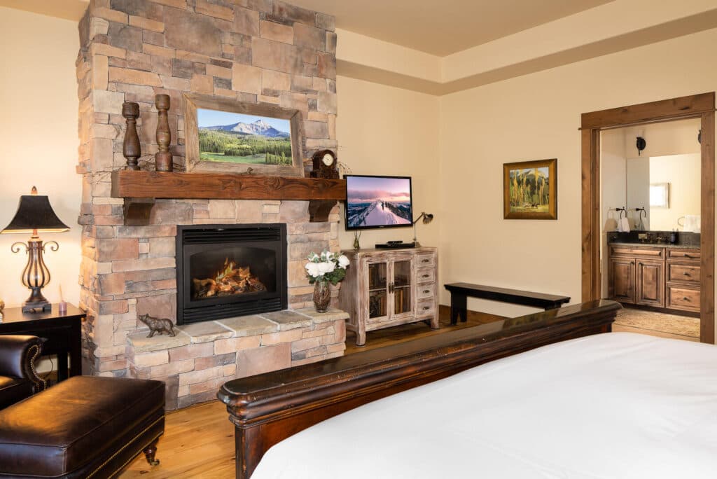 Mountain Loop Home - Image 8