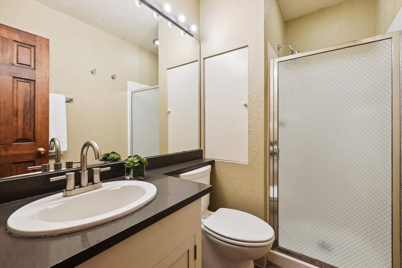 Miners Peak Residence - Image 28