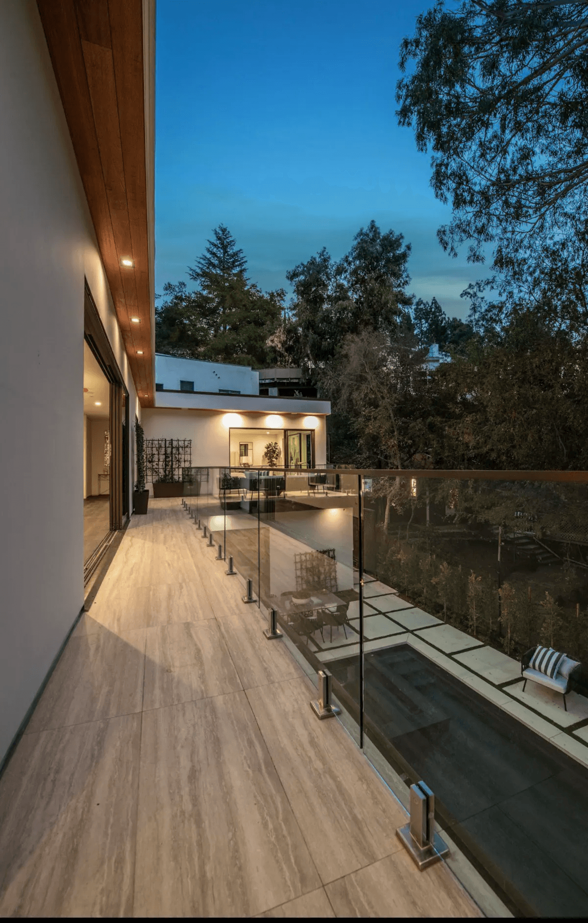 Hollywood Regency Villa - Image 22